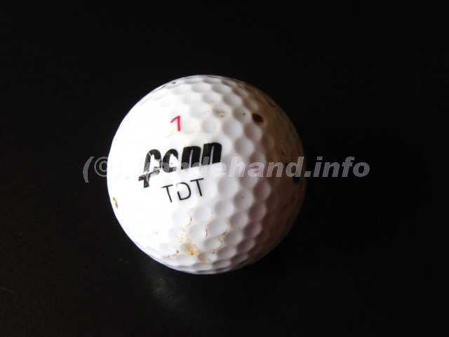Enkele stuks golfballen Enkele stuks golfballen