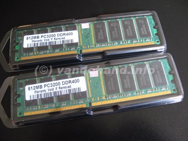 184pin Low Density DDR400 geheugen 2 maal 512Mb 184pin Low Density DDR400 geheugen 2 maal 512Mb